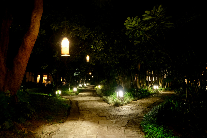 10 Stylish Options for Keeping Your Outdoor Area Well Lit This Summer